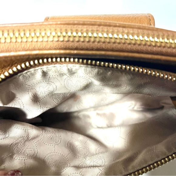 MICHAEL KORS Crossbody - Picture 9 of 15